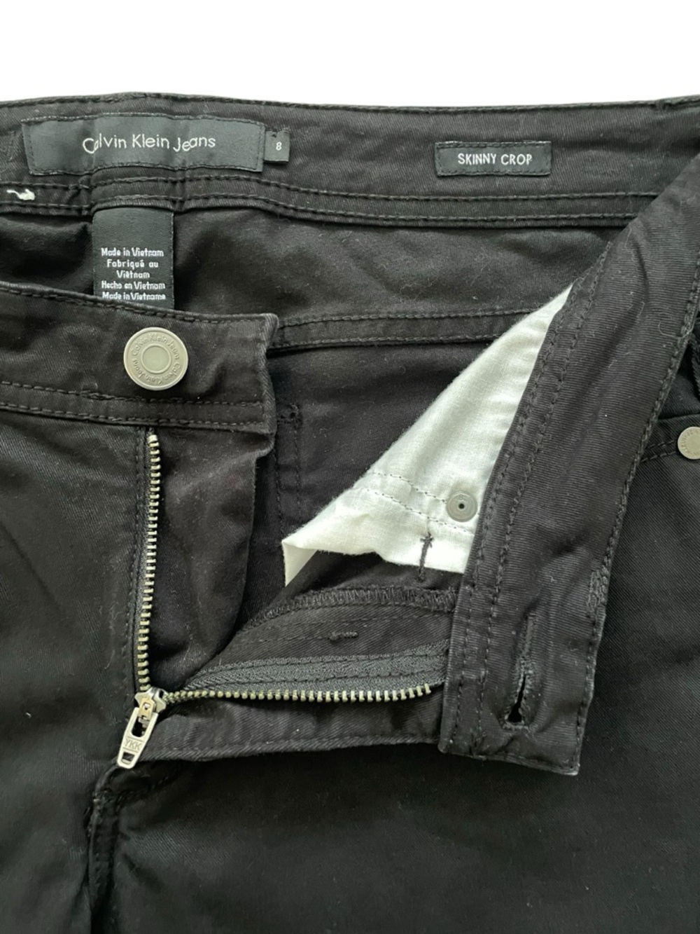 Calvin Klein Women’s Slim crop Black 5-pocket Denim Jeans Sz: 8 - Picture 7 of 10